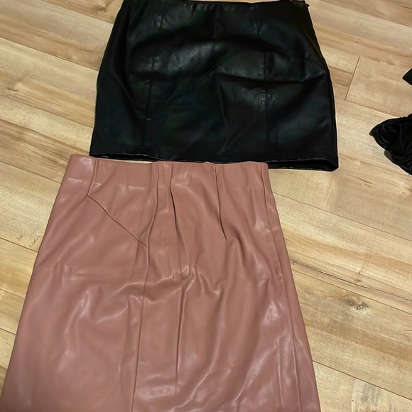 Deux jupes pour le prix d’une ! Two skirts for one price - Picture 1 of 1